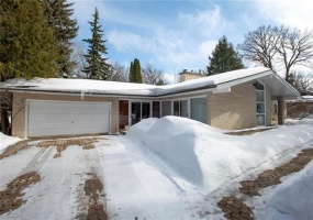 501 Bower Blvd,Winnipeg,Manitoba,3 Bedrooms Bedrooms,2.5 BathroomsBathrooms,House,Bower Blvd,1436